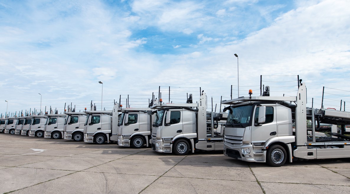 flatbed truck for shipment